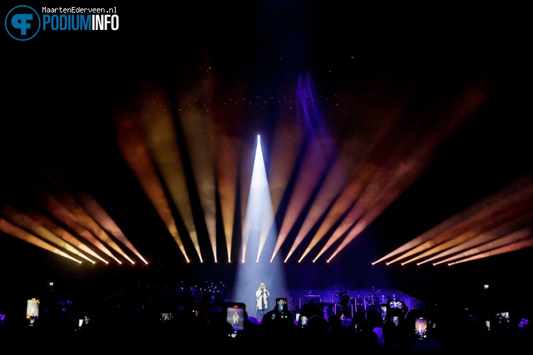 S10 op Het Grote Songfestivalfeest - 17/11 - Ziggo Dome foto