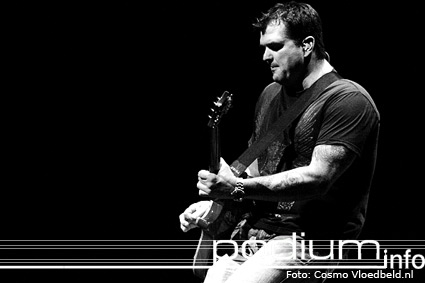 3 Doors Down op 3 Doors Down - 23/10 - Heineken Muisc Hall foto