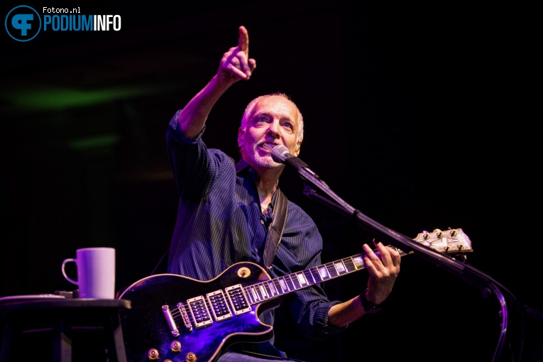 Peter Frampton op Peter Frampton - 13/11 - Philharmonie Haarlem foto