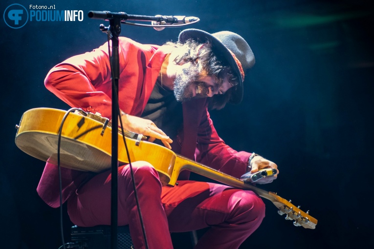 Jack Broadbent op Peter Frampton - 13/11 - Philharmonie Haarlem foto