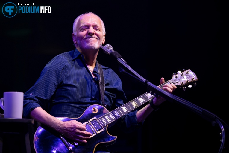 Peter Frampton op Peter Frampton - 13/11 - Philharmonie Haarlem foto