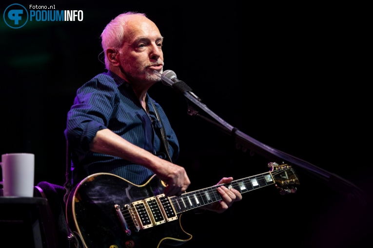 Peter Frampton op Peter Frampton - 13/11 - Philharmonie Haarlem foto