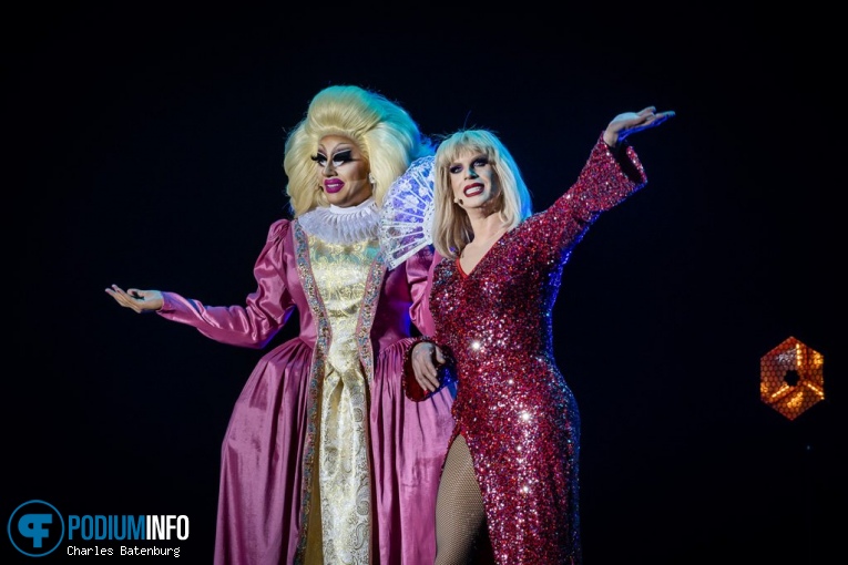 Trixie & Katya op Trixie & Katya - 16/11 - AFAS Live foto