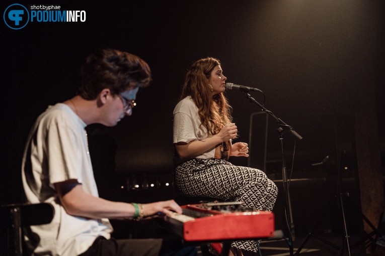 Linde Schöne op Muzikantennacht - 01/12 - Melkweg foto