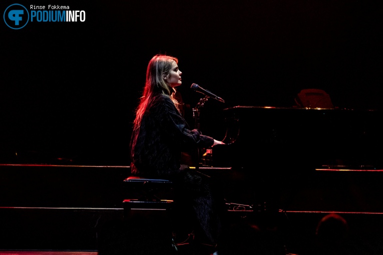 Coeur de Pirate op Coeur de Pirate - 04/12 - Paradiso foto