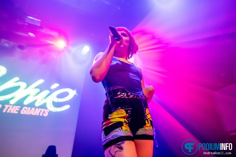 Sophie and the Giants op Sophie and the Giants - 08/12 - Melkweg foto