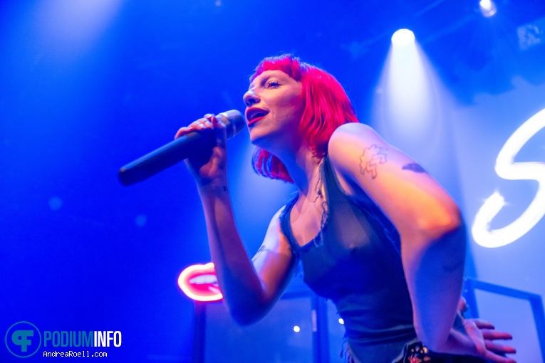 Sophie and the Giants op Sophie and the Giants - 08/12 - Melkweg foto