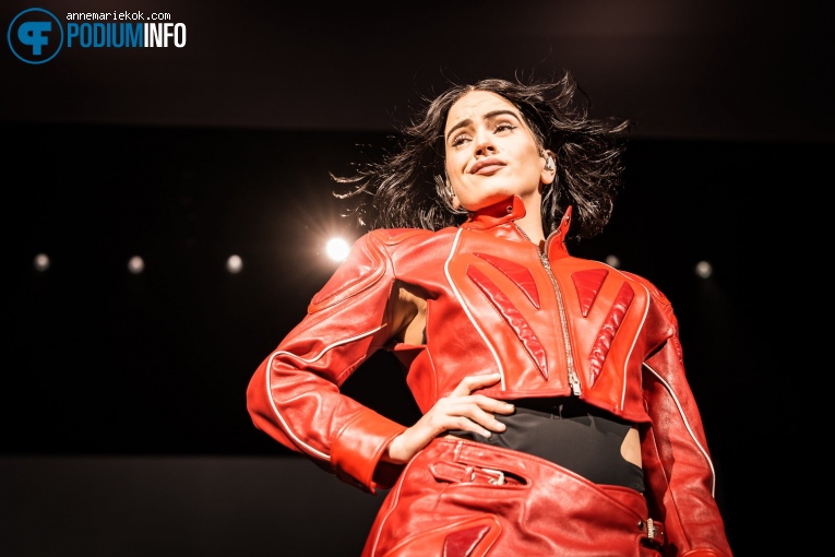 Rosalía op Rosalia - 10/12 - Afas Live foto