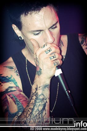 Blessed By A Broken Heart op I Am Ghost - 30/10 - 013 foto