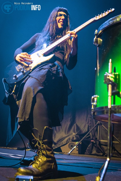 Lili Refrain op Heilung foto