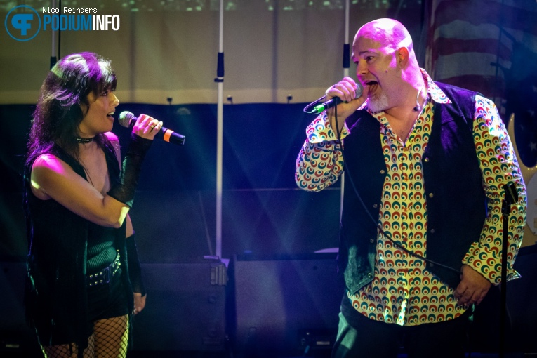 Rock Party Of The Year - 28/01 - Boerderij foto
