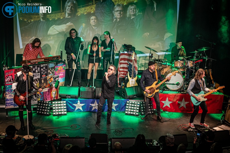 Rock Party Of The Year - 28/01 - Boerderij foto