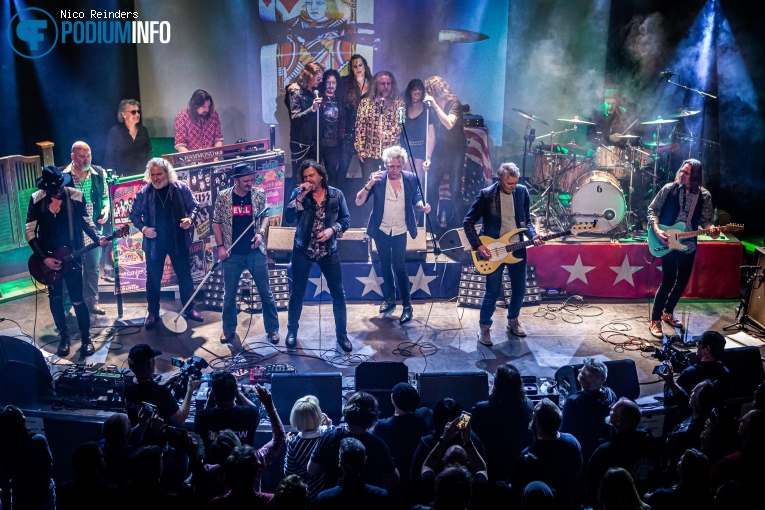 Rock Party Of The Year - 28/01 - Boerderij foto