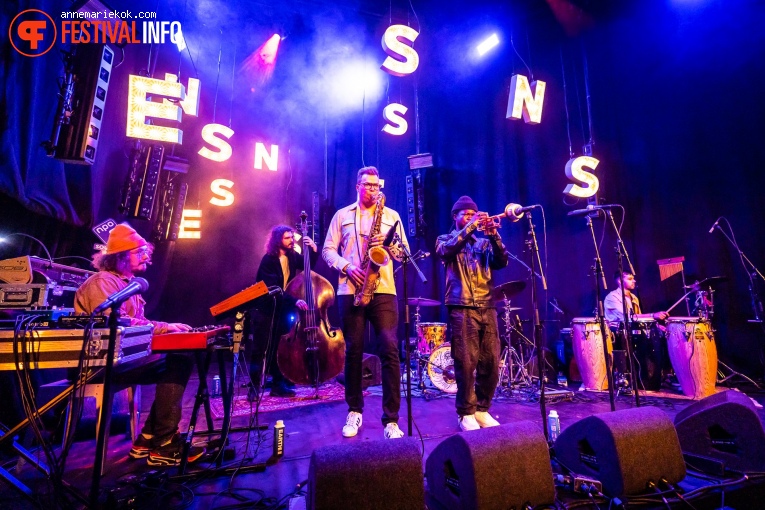 Peter Somuah Group op Eurosonic Noorderslag (ESNS) - zaterdag foto