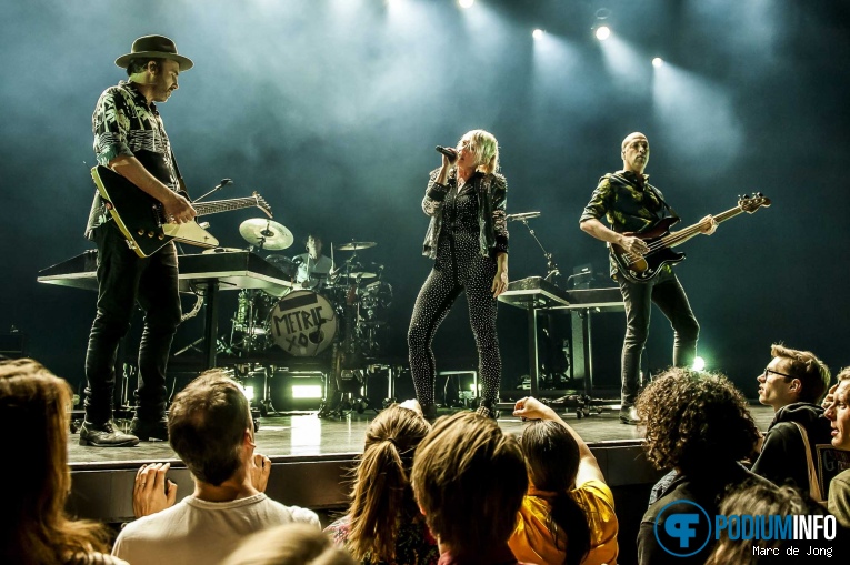 Metric op Metric - 06/02 - TivoliVredenburg foto