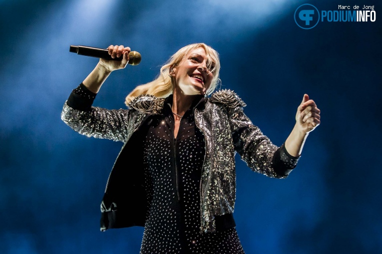 Metric op Metric - 06/02 - TivoliVredenburg foto
