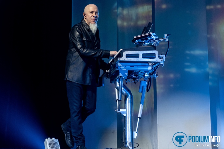 Dream Theater op Dream Theater - 10/02 - De Oosterpoort foto