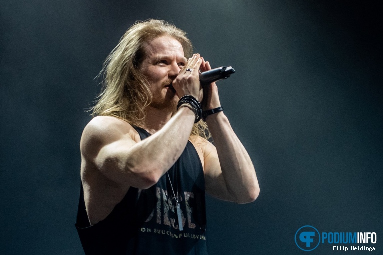 Arion op Dream Theater - 10/02 - De Oosterpoort foto