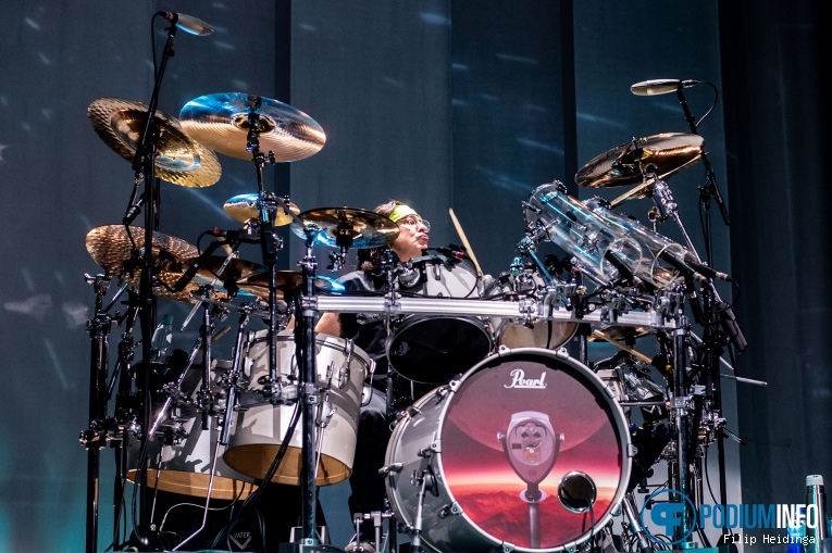 Dream Theater op Dream Theater - 10/02 - De Oosterpoort foto