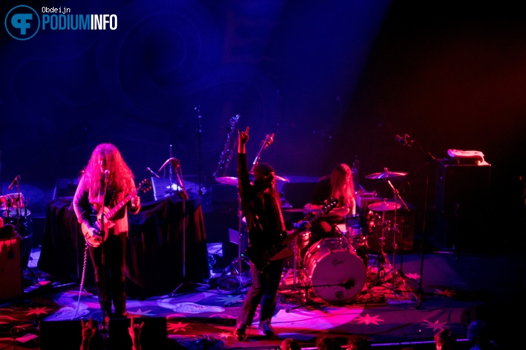 Jared James Nichols op DeWolff - 11/02 - TivoliVredenburg foto