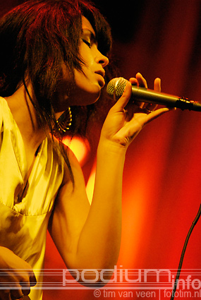 Maria Mena op Maria Mena - 4/11 - Paradiso foto
