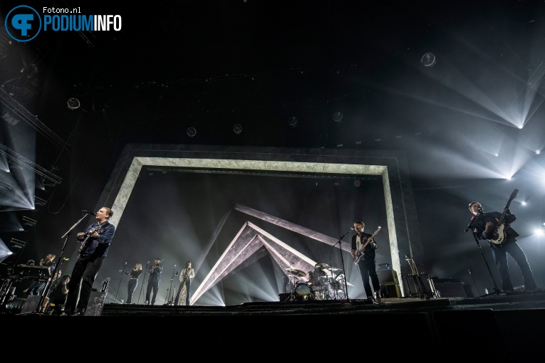 George Ezra op George Ezra - 01/03 - Ziggo Dome foto