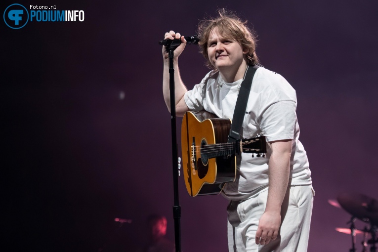 Lewis Capaldi op Lewis Capaldi - 25/02 - Ziggo Dome foto