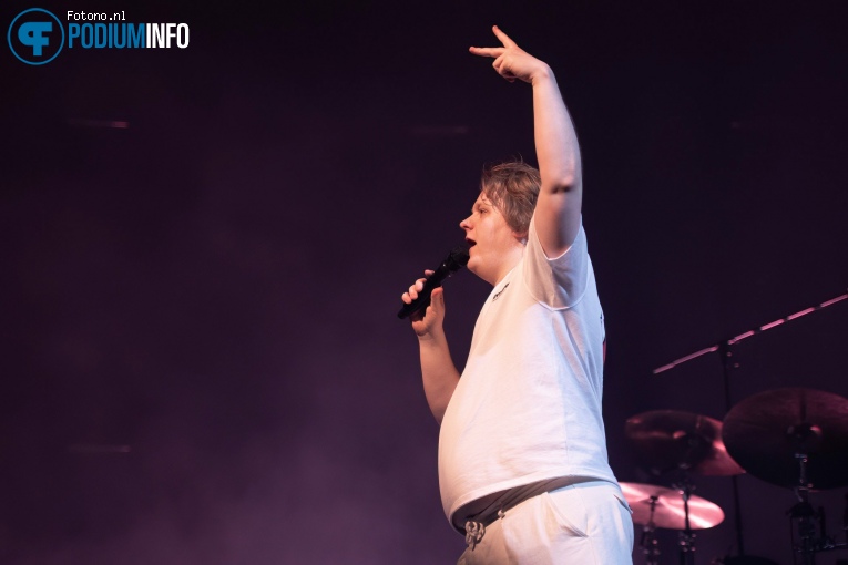 Lewis Capaldi op Lewis Capaldi - 25/02 - Ziggo Dome foto