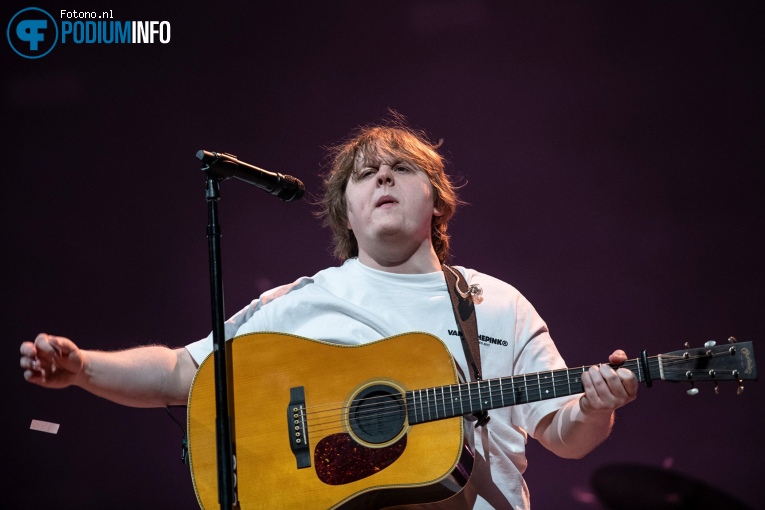 Lewis Capaldi op Lewis Capaldi - 25/02 - Ziggo Dome foto