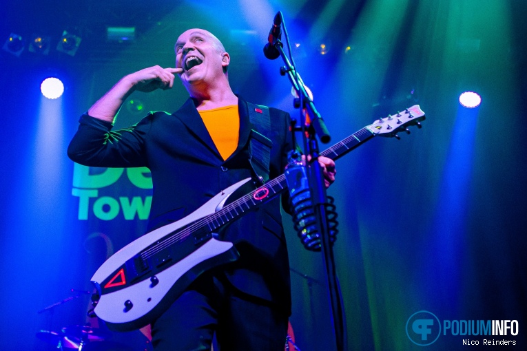 Devin Townsend op Devin Townsend - 03/03 - 013 foto