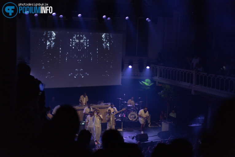 Broederliefde op Broederliefde - 03/03 - Paradiso foto