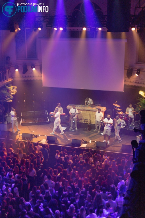 Broederliefde op Broederliefde - 03/03 - Paradiso foto