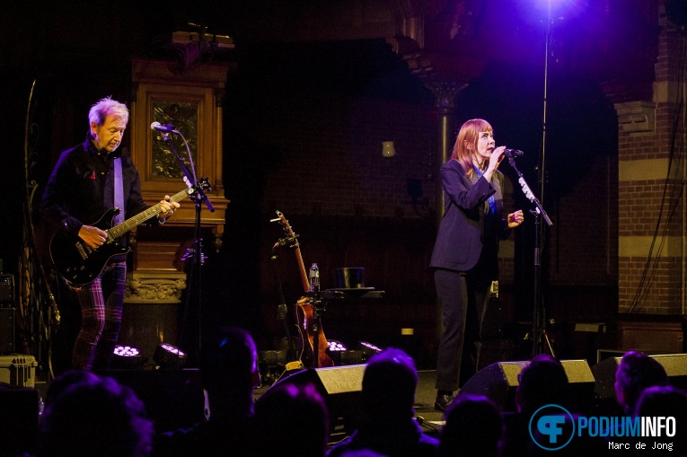 Suzanne Vega op Suzanne Vega - 04/03 - Arminius foto