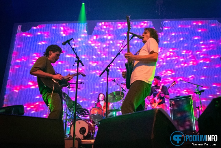 King Gizzard & The Lizard Wizard op King Gizzard & The Lizard Wizard - 03/03 - Gashouder foto
