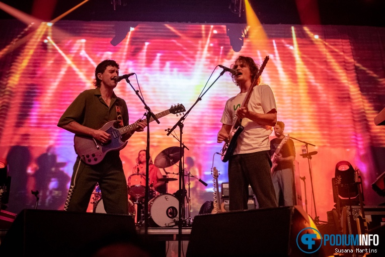 King Gizzard & The Lizard Wizard op King Gizzard & The Lizard Wizard - 03/03 - Gashouder foto
