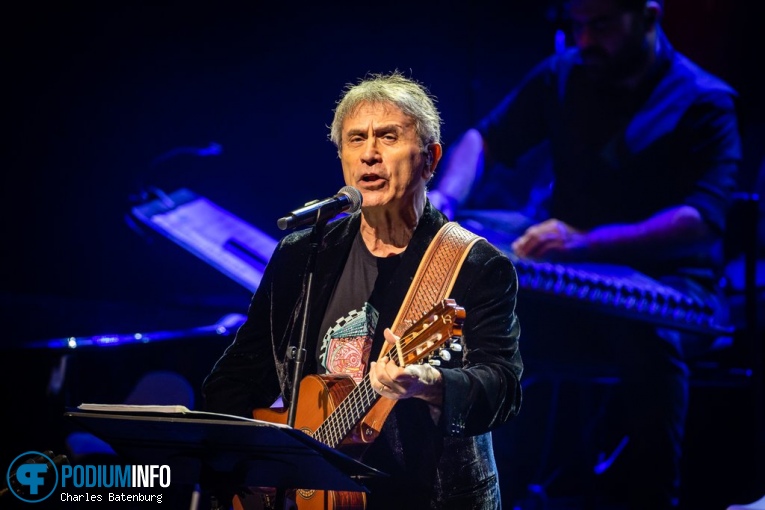 George Dalaras op George Dalaras - 03/03 - Nieuwe Luxor Theater foto