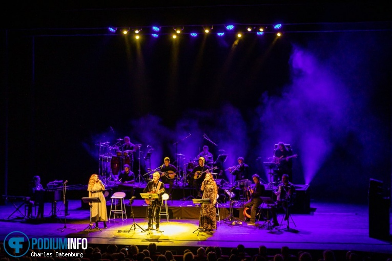 George Dalaras op George Dalaras - 03/03 - Nieuwe Luxor Theater foto