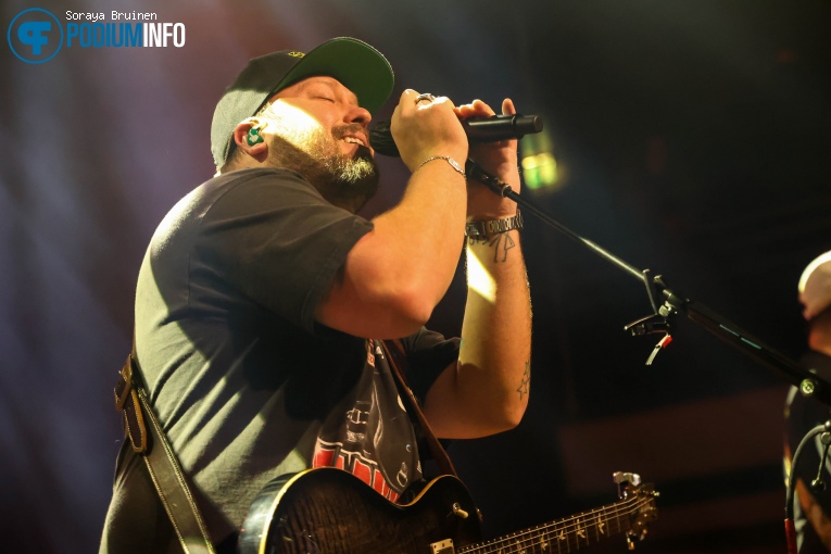 Mitchell Tenpenny op Mitchell Tenpenny / Morgan Evans - 07/03 - TivoliVredenburg foto