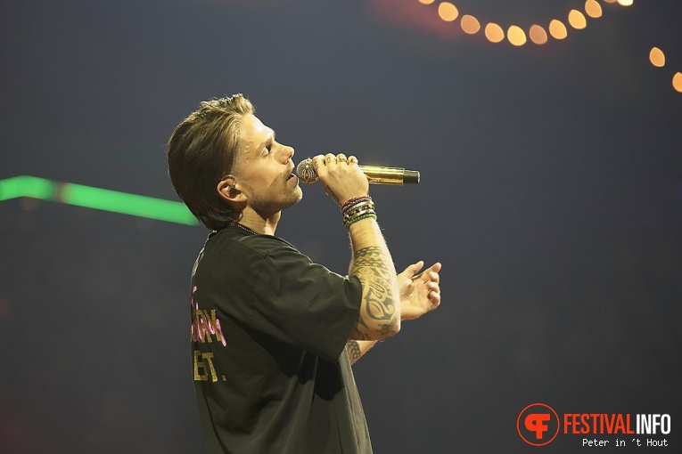 Andre Hazes Jr. op Holland Zingt Hazes 2023 - 10/03 - Ziggo Dome foto