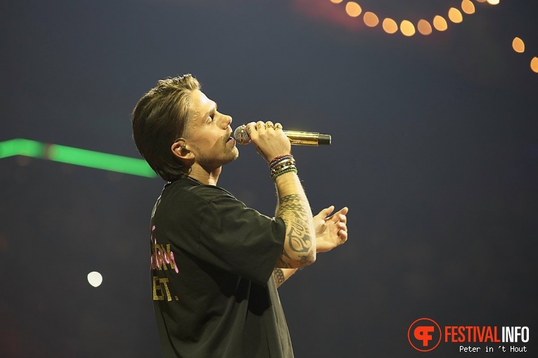 Andre Hazes Jr. op Holland Zingt Hazes 2023 - 10/03 - Ziggo Dome foto
