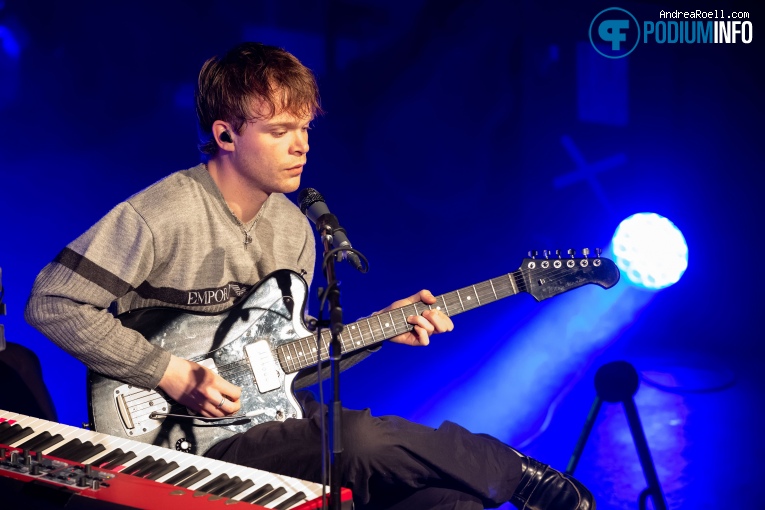 Beabadoobee op Beabadoobee - 17/03 - Tolhuistuin foto