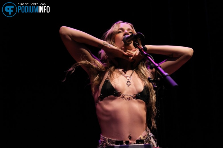 Lauren Ruth Ward op Lauren Ruth Ward - 18/03 - TivoliVredenburg foto
