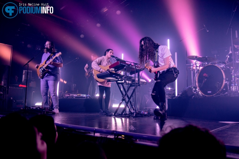 Foto Rainbow Kitten Surprise in Melkweg op 25 maart 2023 op Podiuminfo