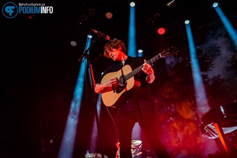 Dean Lewis op Dean Lewis - 28/03 - 013 foto