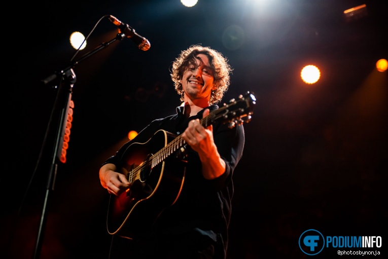 Dean Lewis op Dean Lewis - 28/03 - 013 foto