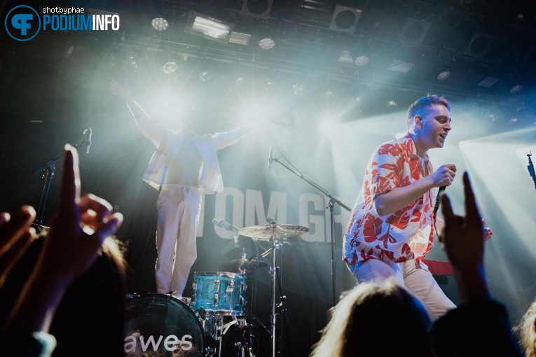 FLAWES op Tom Grennan - 29/03 - Melkweg foto