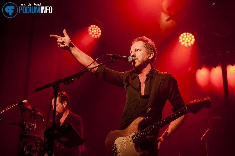 dEUS op dEUS - 06/04 - Maassilo foto