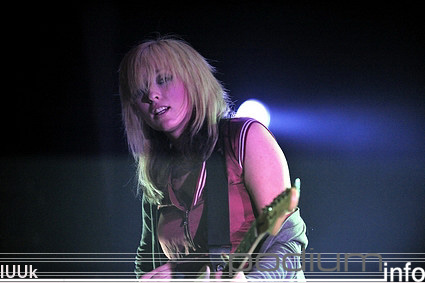 The Ting Tings op The Ting Tings - 9/11 - Melkweg foto