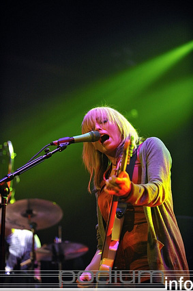 The Ting Tings op The Ting Tings - 9/11 - Melkweg foto