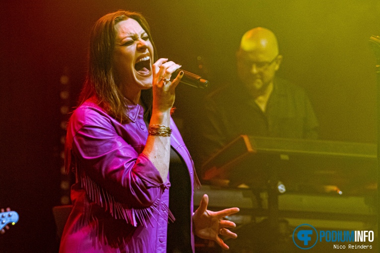 Floor Jansen op Floor Jansen - 11/04 - Paradiso foto